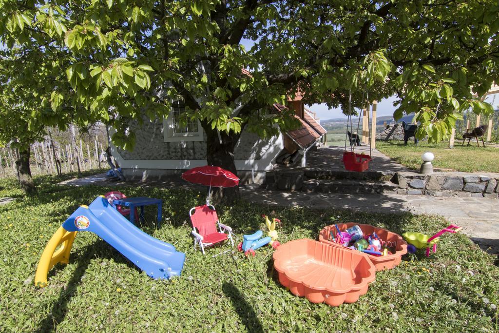 Vulcano Vendégház Kisapati Kültér fotó